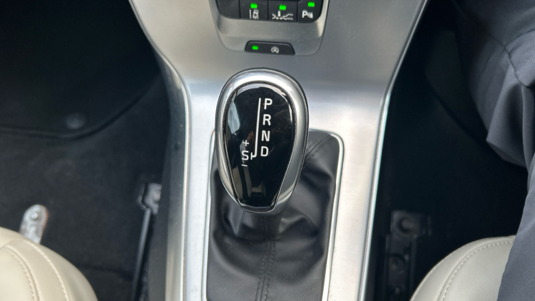 Volvo V40 T3 [152] Inscription 5dr Geartronic Petrol Hatchback